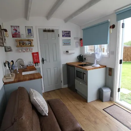 Lanterns Shepherds Huts & Glamping Happisburgh Esterno foto