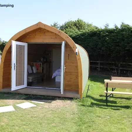 Lanterns Shepherds Huts & Glamping Happisburgh Esterno foto