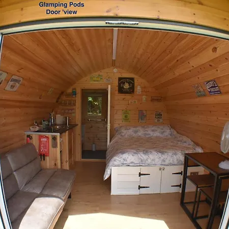 Lanterns Shepherds Huts & Glamping Happisburgh Esterno foto