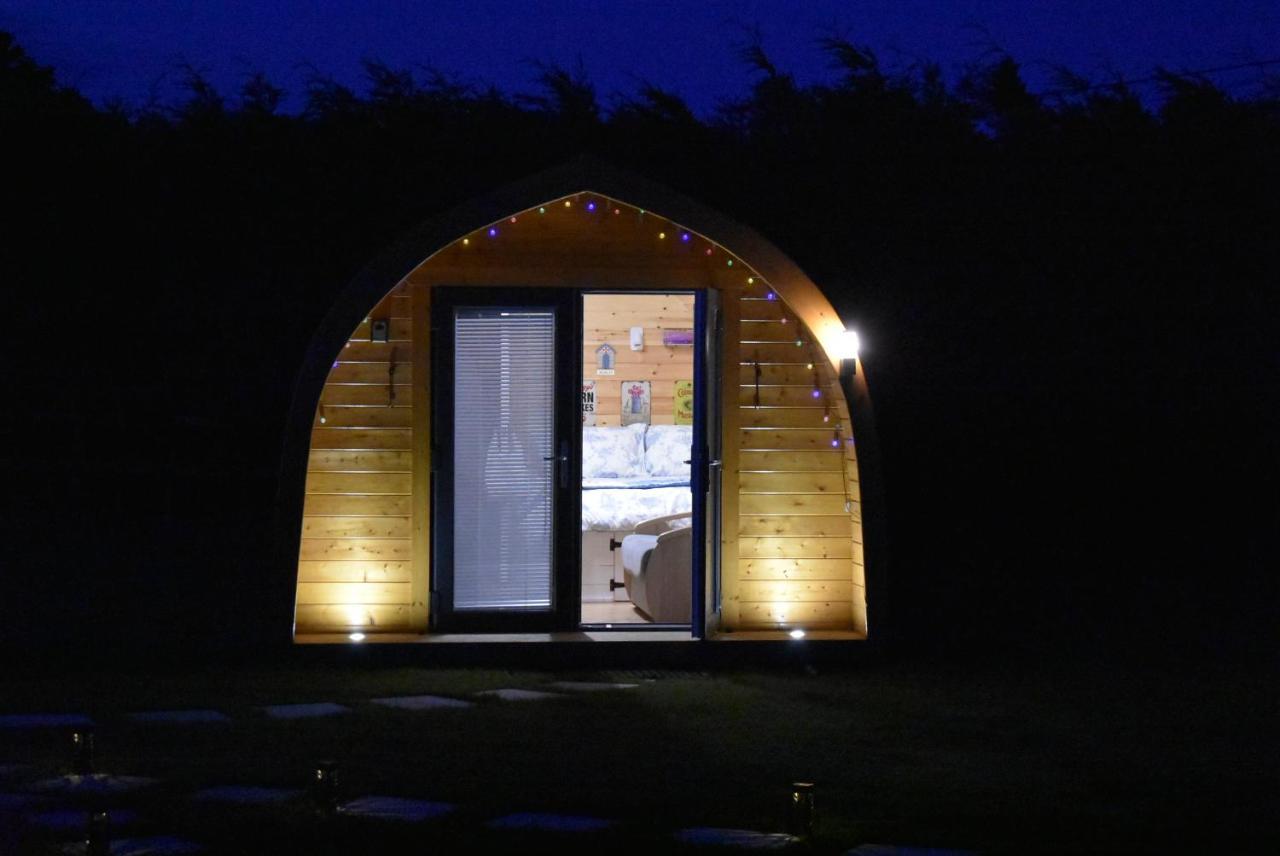 Lanterns Shepherds Huts & Glamping * Happisburgh