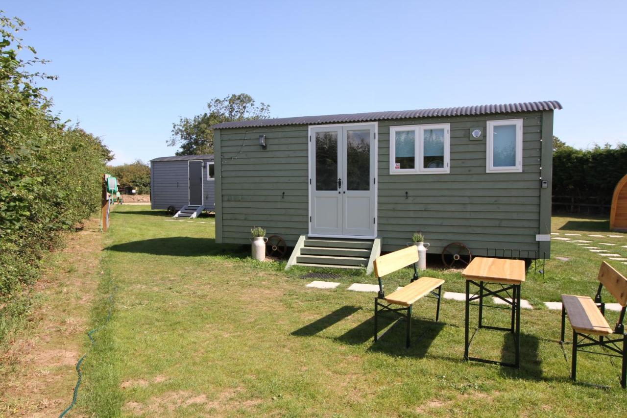 Campsite Lanterns Shepherds Huts & Glamping *