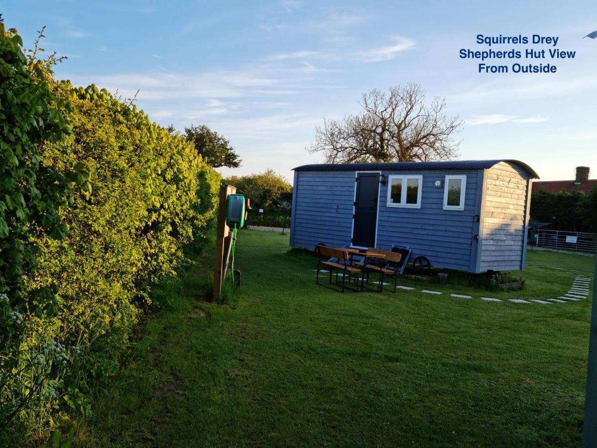 Lanterns Shepherds Huts & Glamping