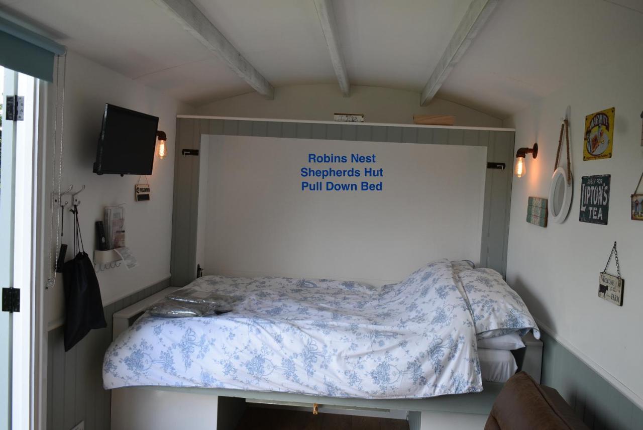 Lanterns Shepherds Huts & Glamping Campsite