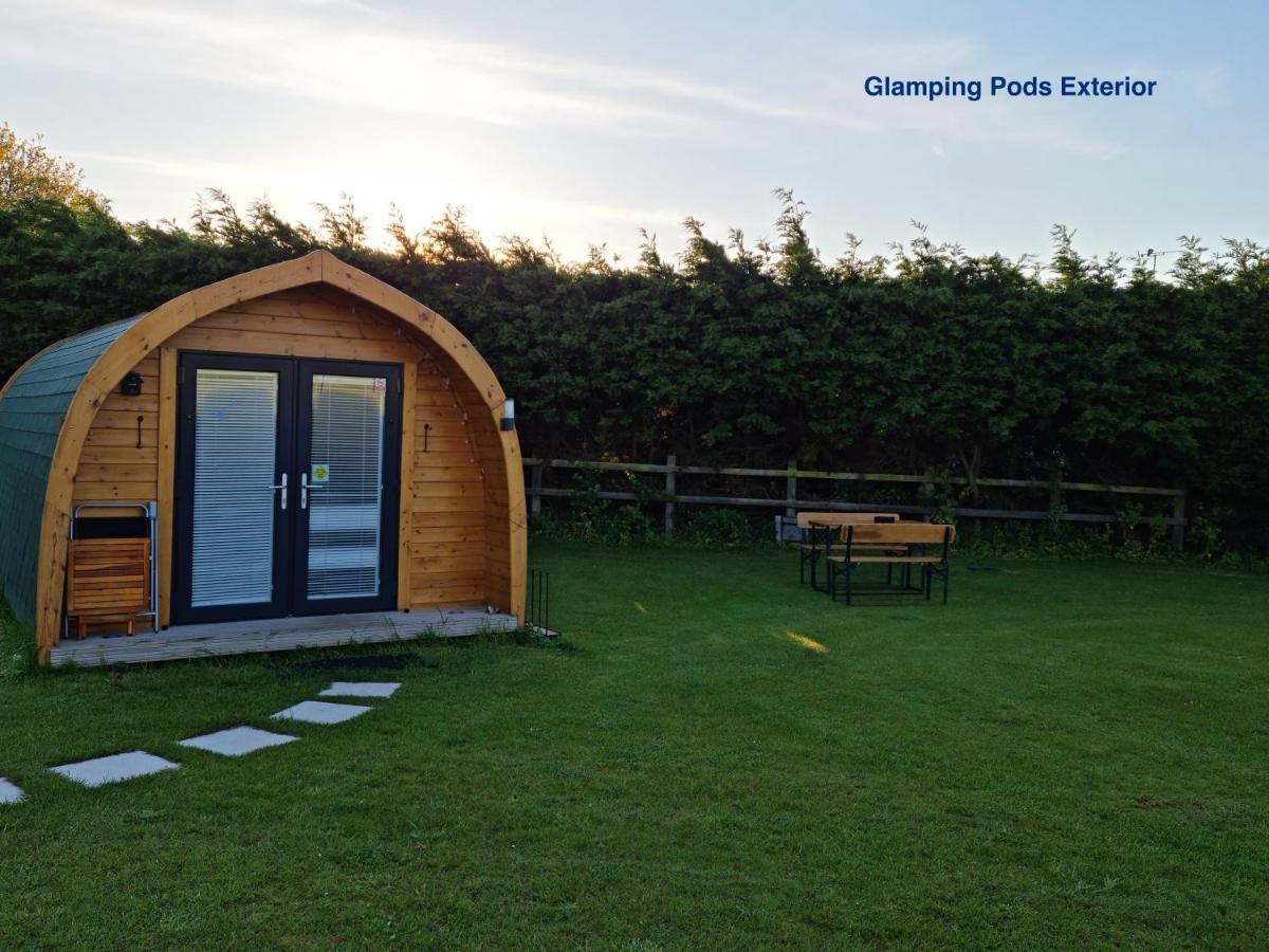 Lanterns Shepherds Huts & Glamping * Happisburgh