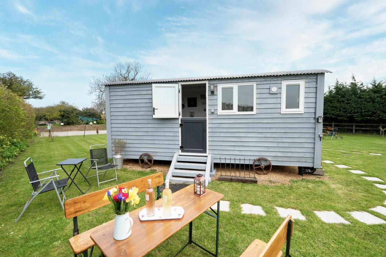 Campsite Lanterns Shepherds Huts & Glamping